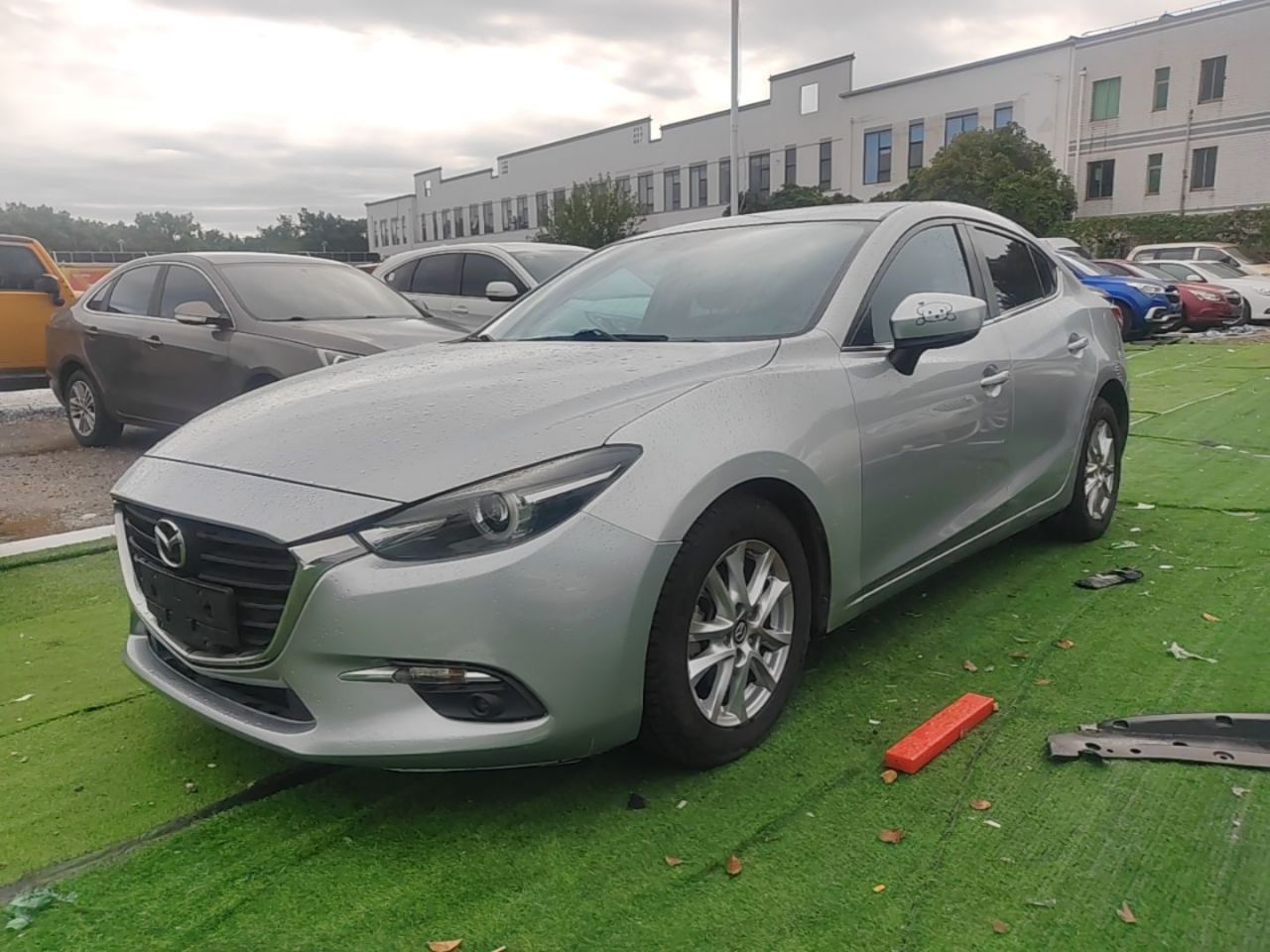 3 Axela 2017 Sedan 1.5L AT Luxury China V