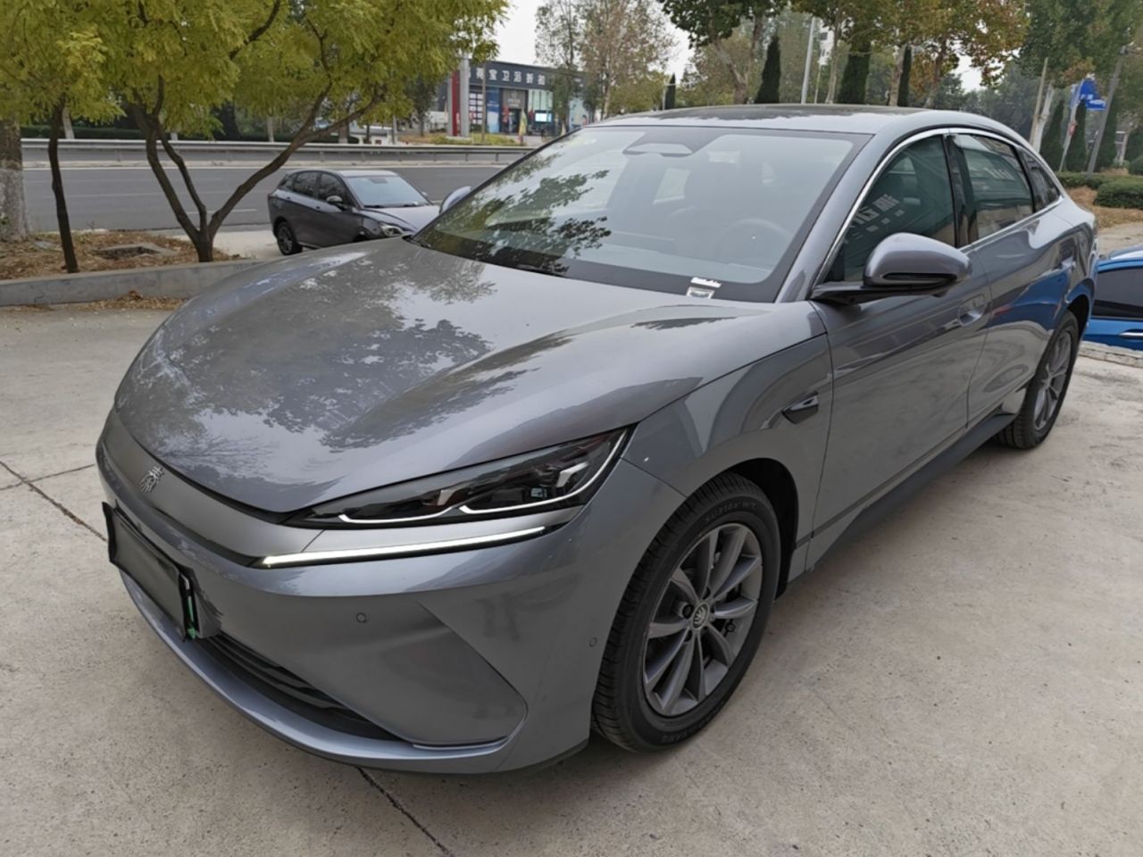 Qin L 2025 EV 470KM Leading