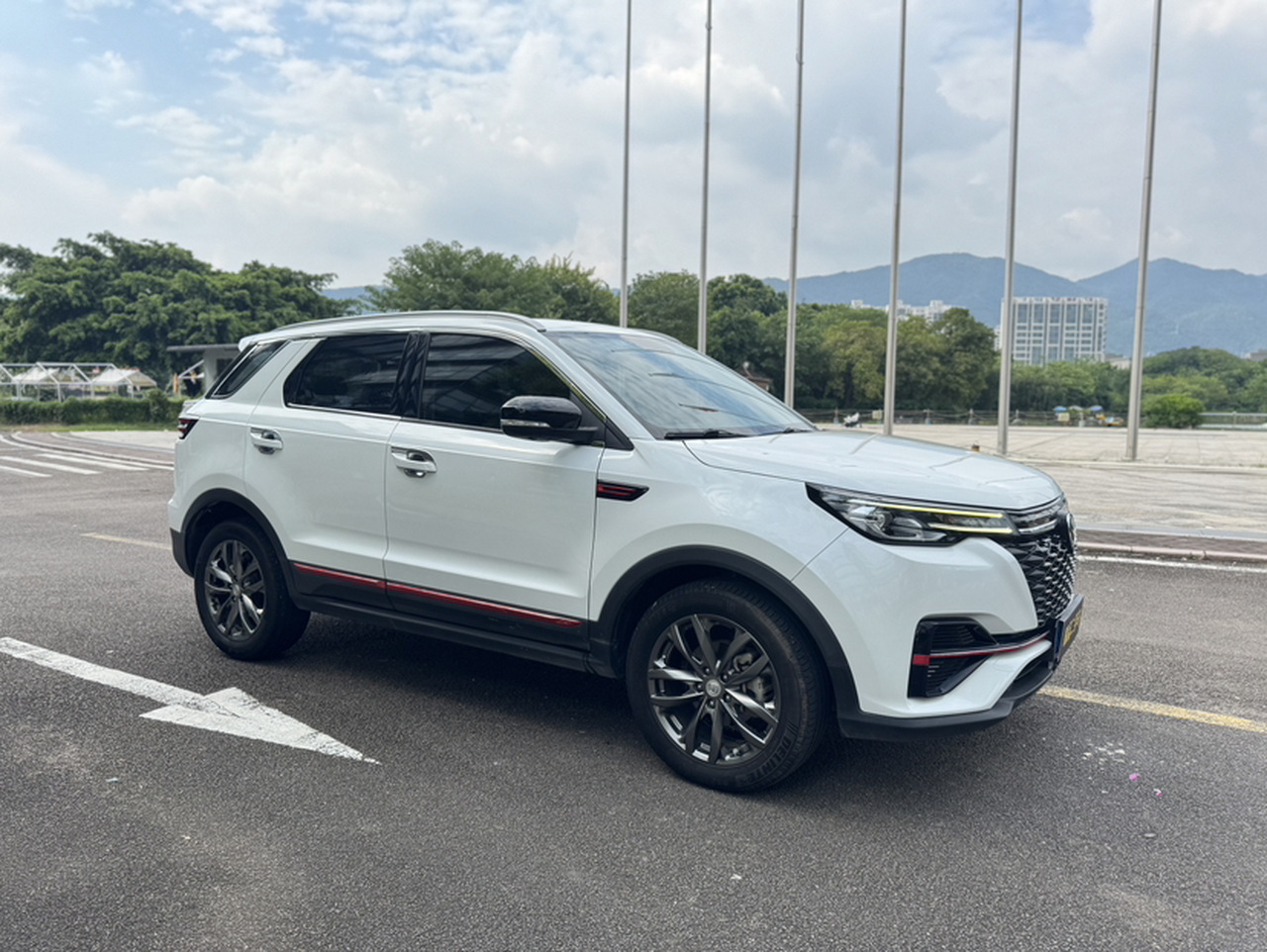 CS55PLUS 2021 1.5T DCT Luxury photo 3