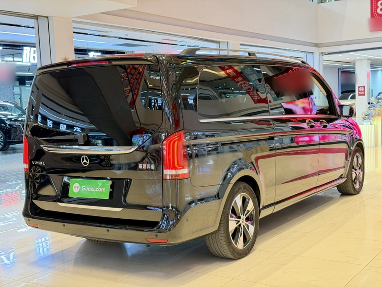 V-Class 2022 V 260 L Long Wheelbase Premium photo 2