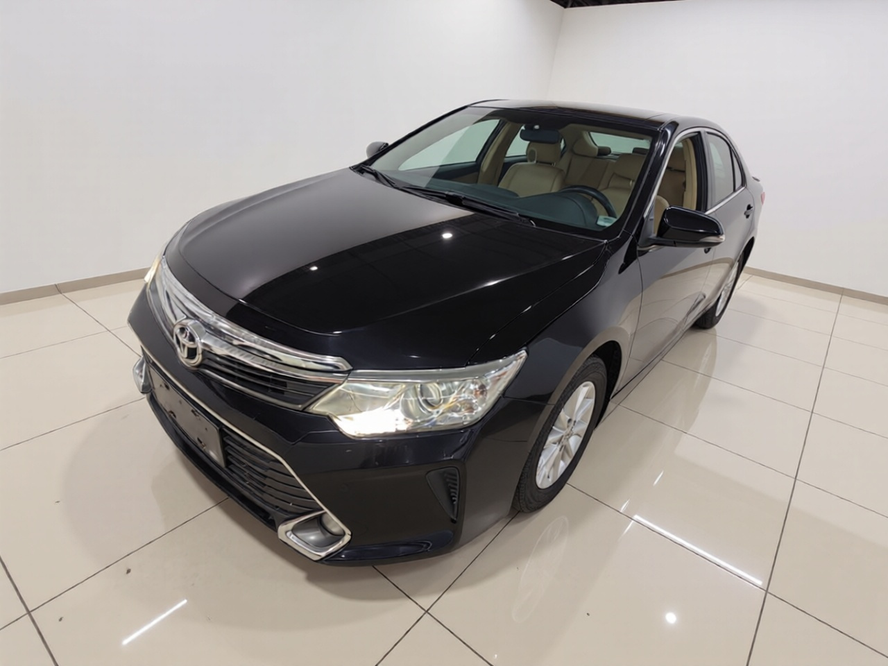 Camry 2015 2.0G Leading