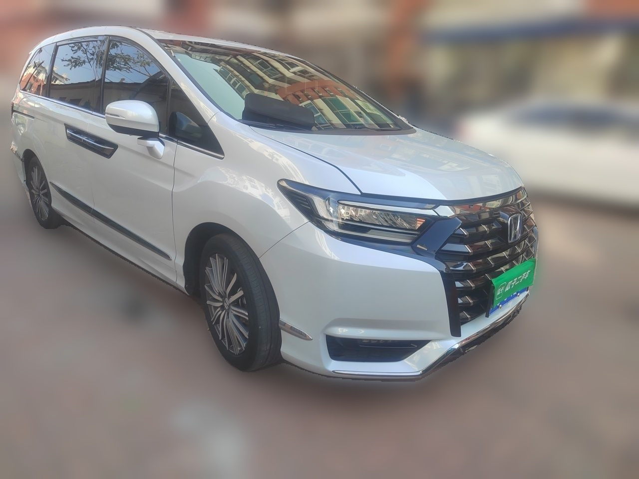 Elysion 2024 2.0L e:HEV Classic photo 3