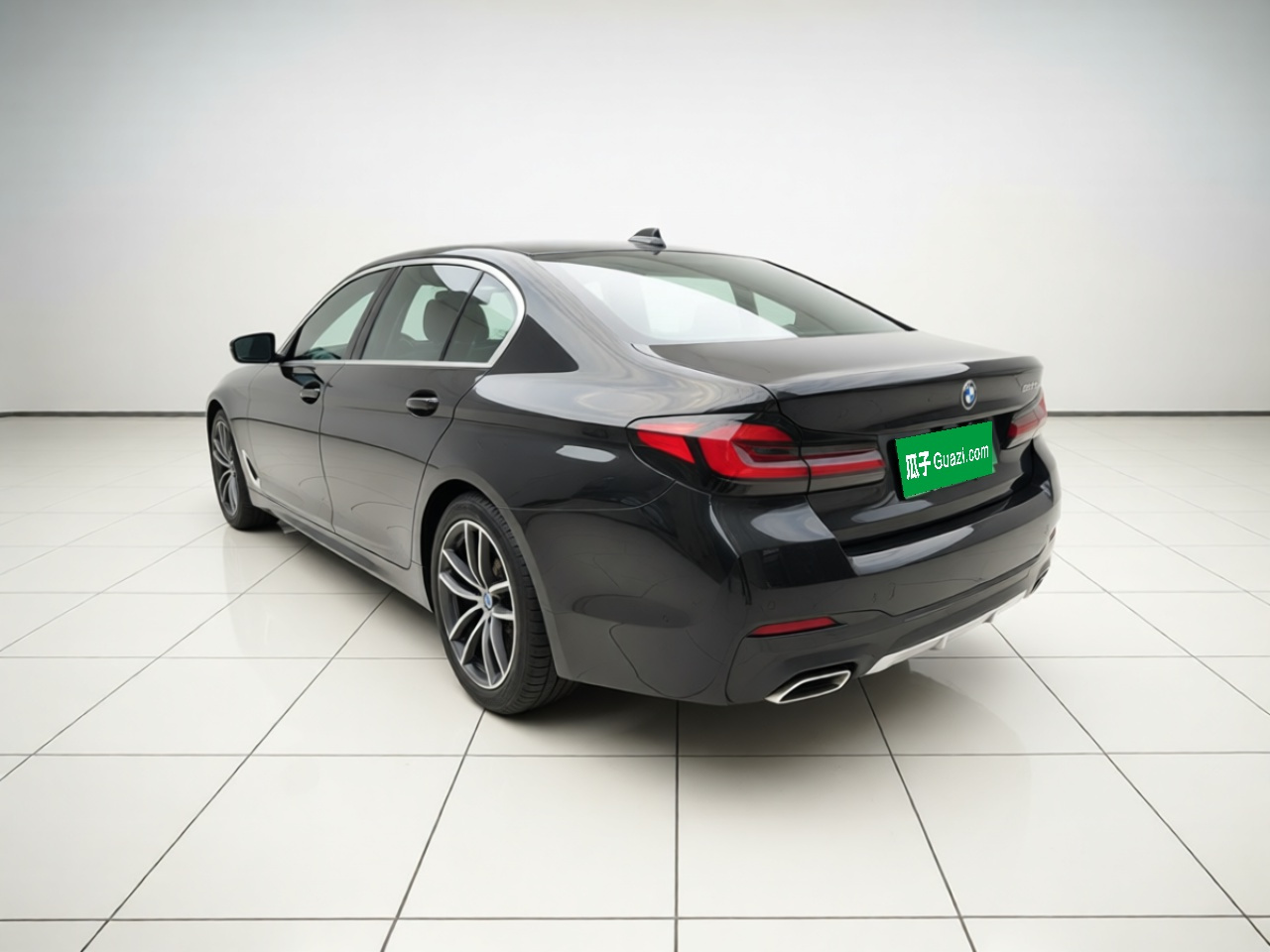 5 Series EV 2022 Facelift 535Le M Sport Package photo 4