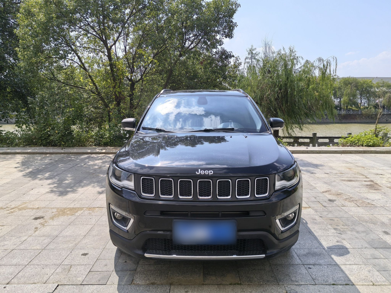 Compass 2017 200T AT Exclusive photo 2