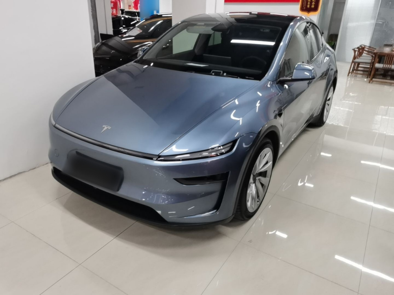 Model Y 2025 Long Range AWD Launch Edition
