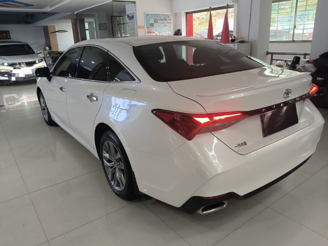 Avalon 2021 2.5L Luxury photo 4