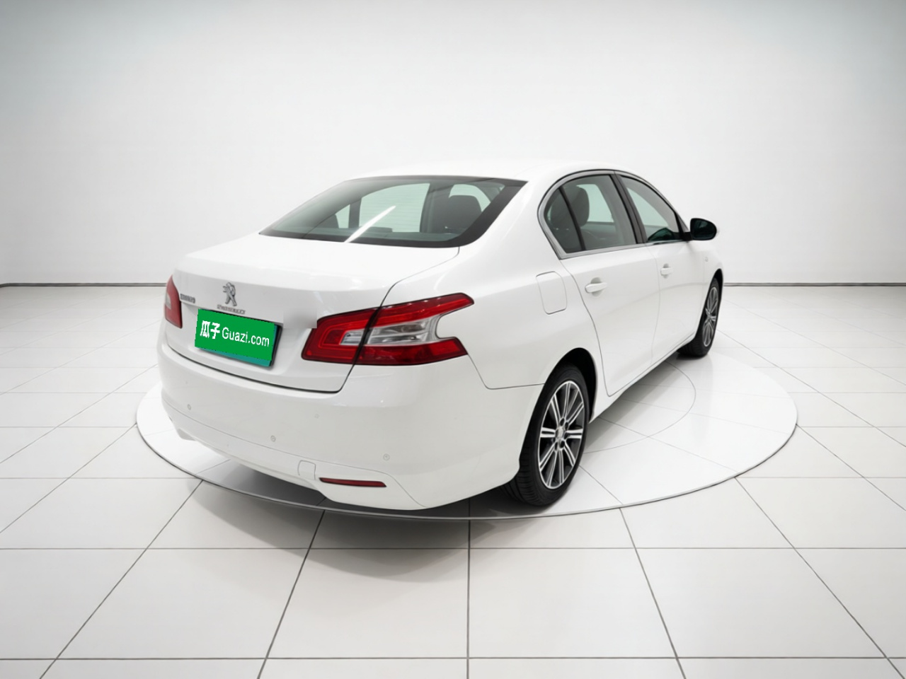 408 2015 1.2T AT Luxury photo 4