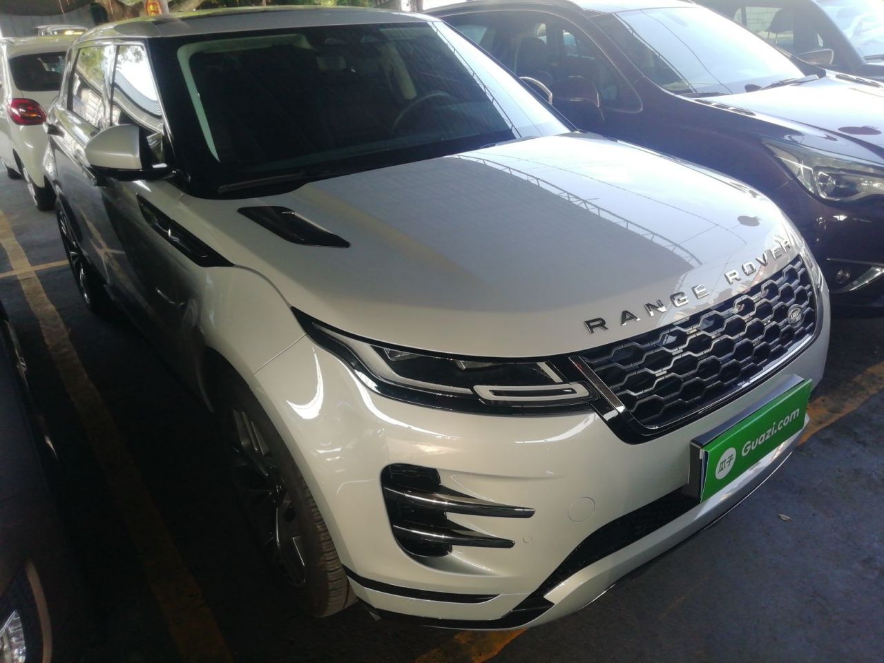 Range Rover Evoque 2023 Evoque L 249PS Luxury photo 3