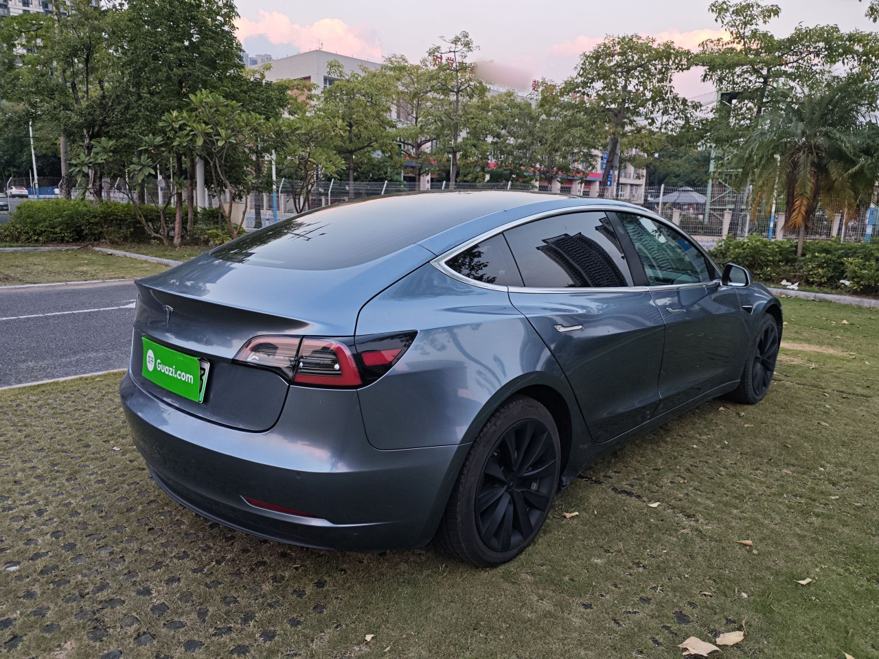 Model 3 Imported 2019 Long Range RWD photo 5
