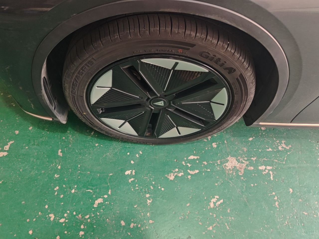 Deepal SL03 2022 1.5L 1200 EREV photo 2