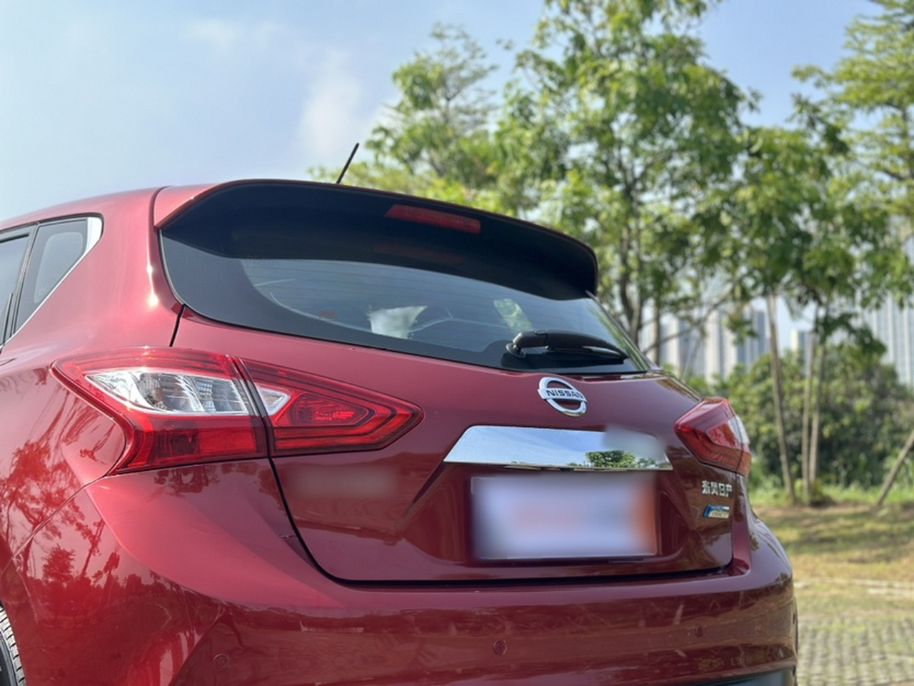 Tiida 2016 1.6L CVT photo 3