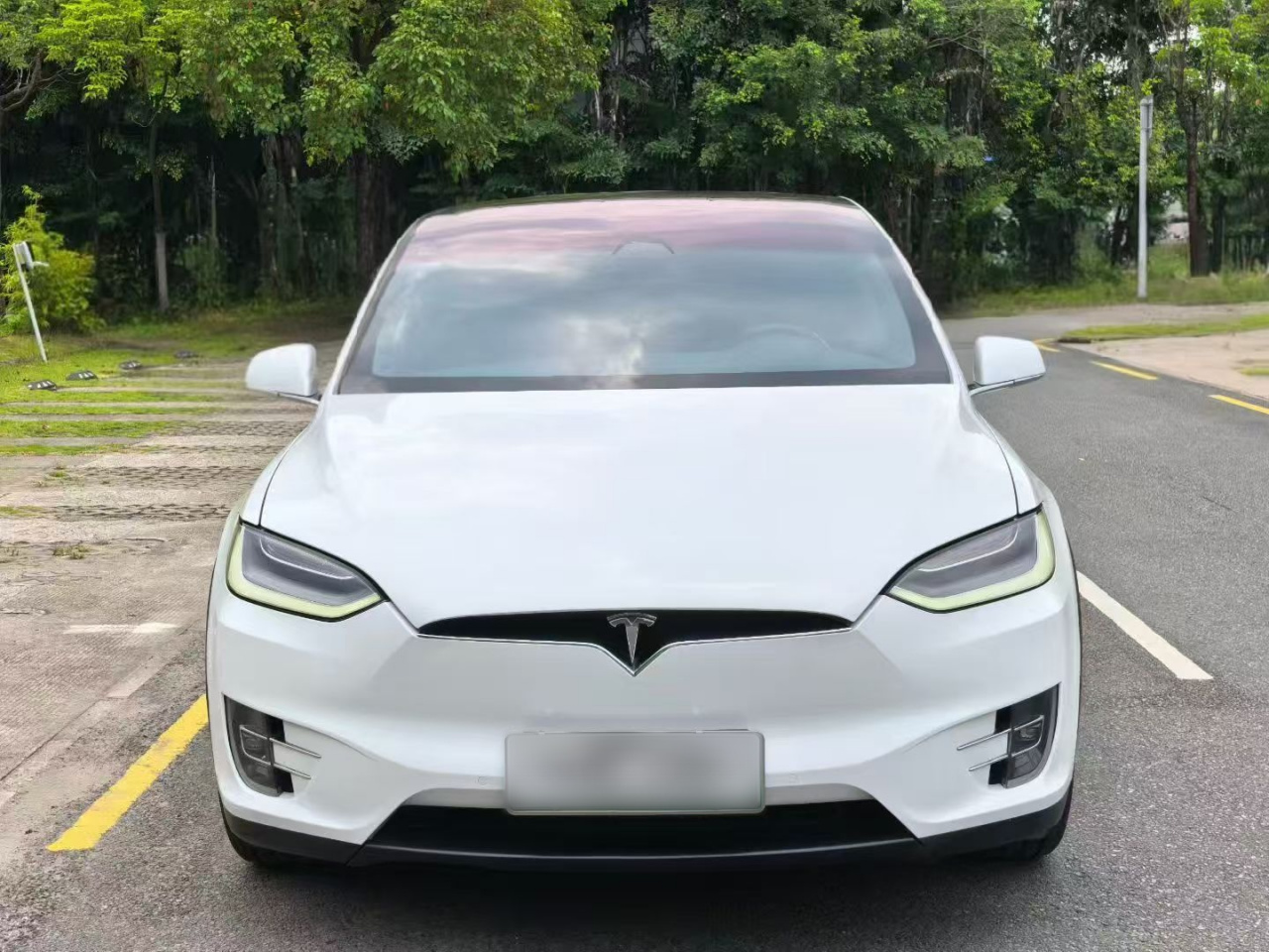 Model X 2020 Long Range Upgraded photo 3