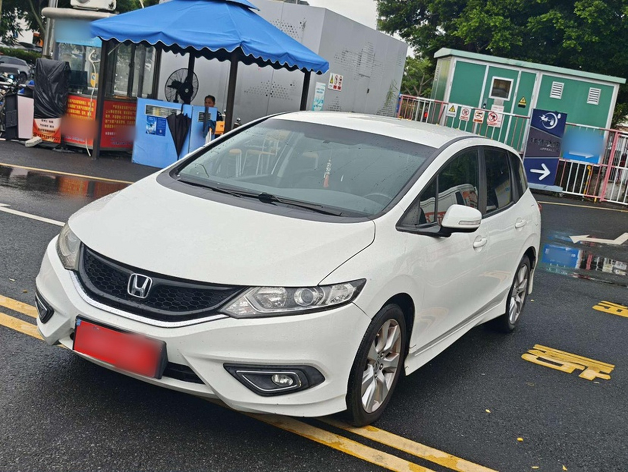 Jade 2013 1.8L AT Comfort 5-Seater