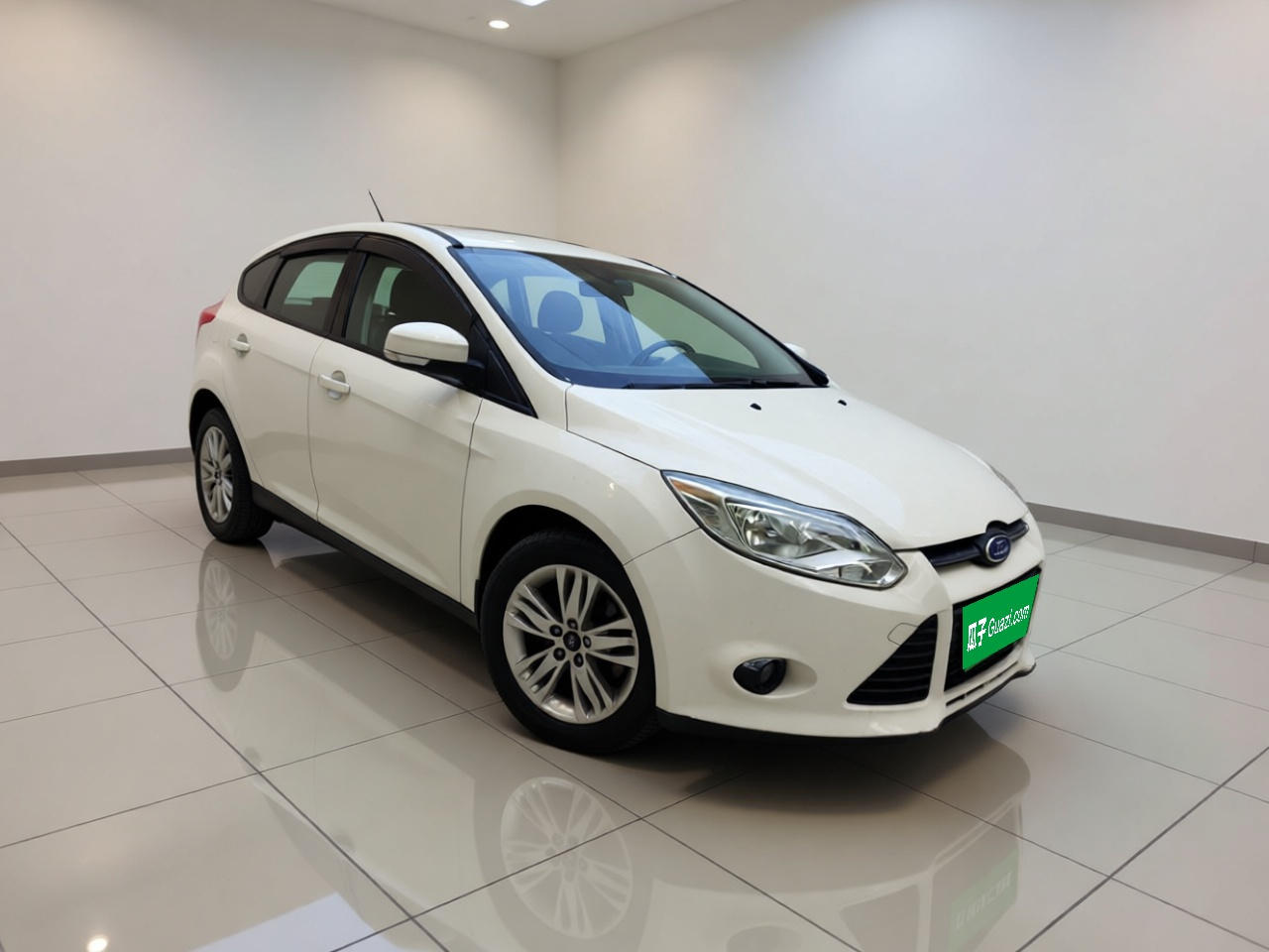 Focus 2012 Hatchback 1.6L MT Comfort photo 3