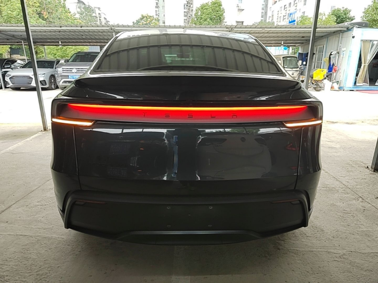 Model Y 2026 Long Range AWD photo 3