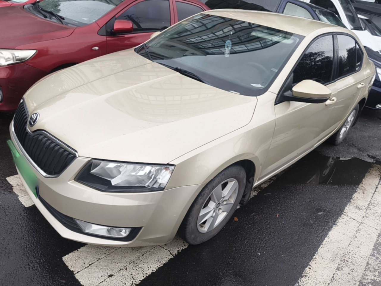 Octavia 2015 1.6L AT