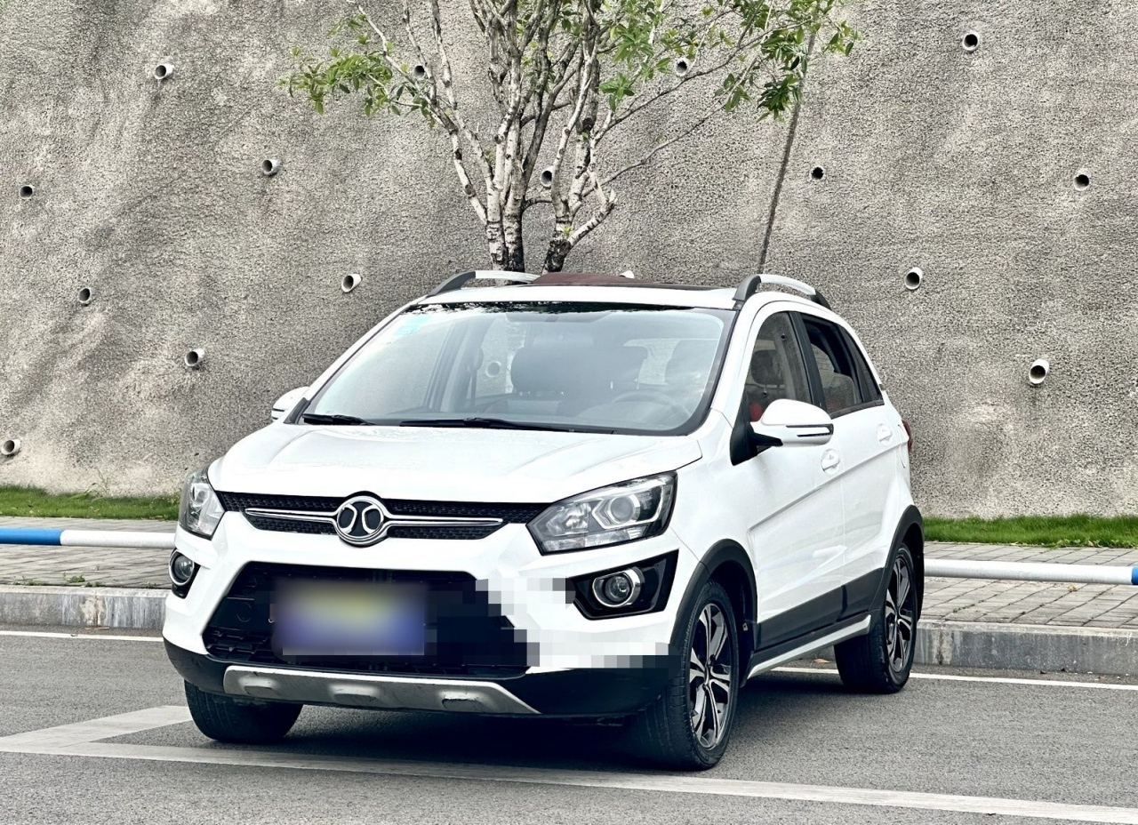 BAIC X25 2015 1.5L MT Elite