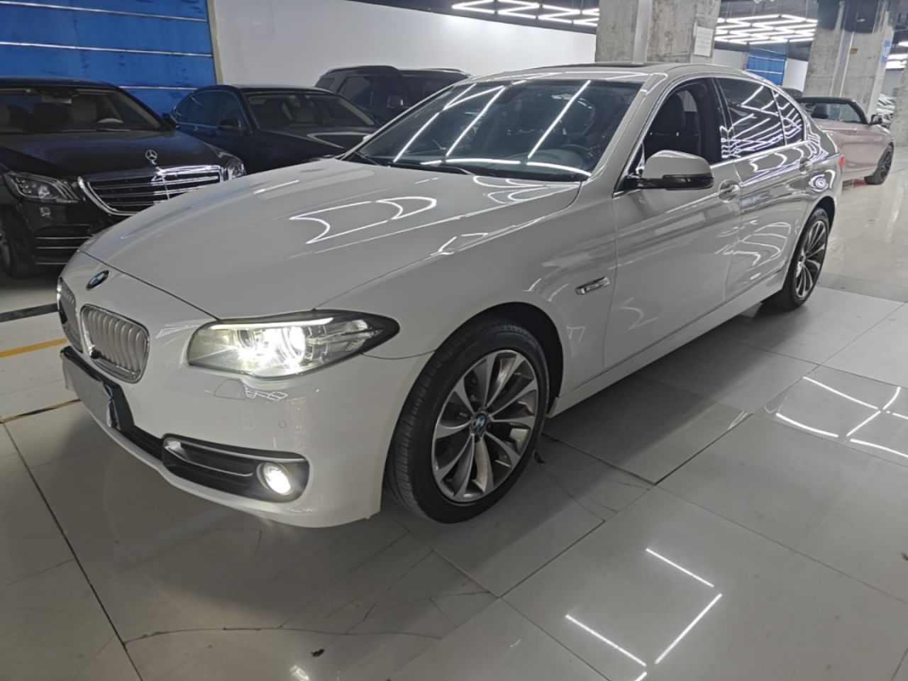 5 Series 2014 525Li Design Package