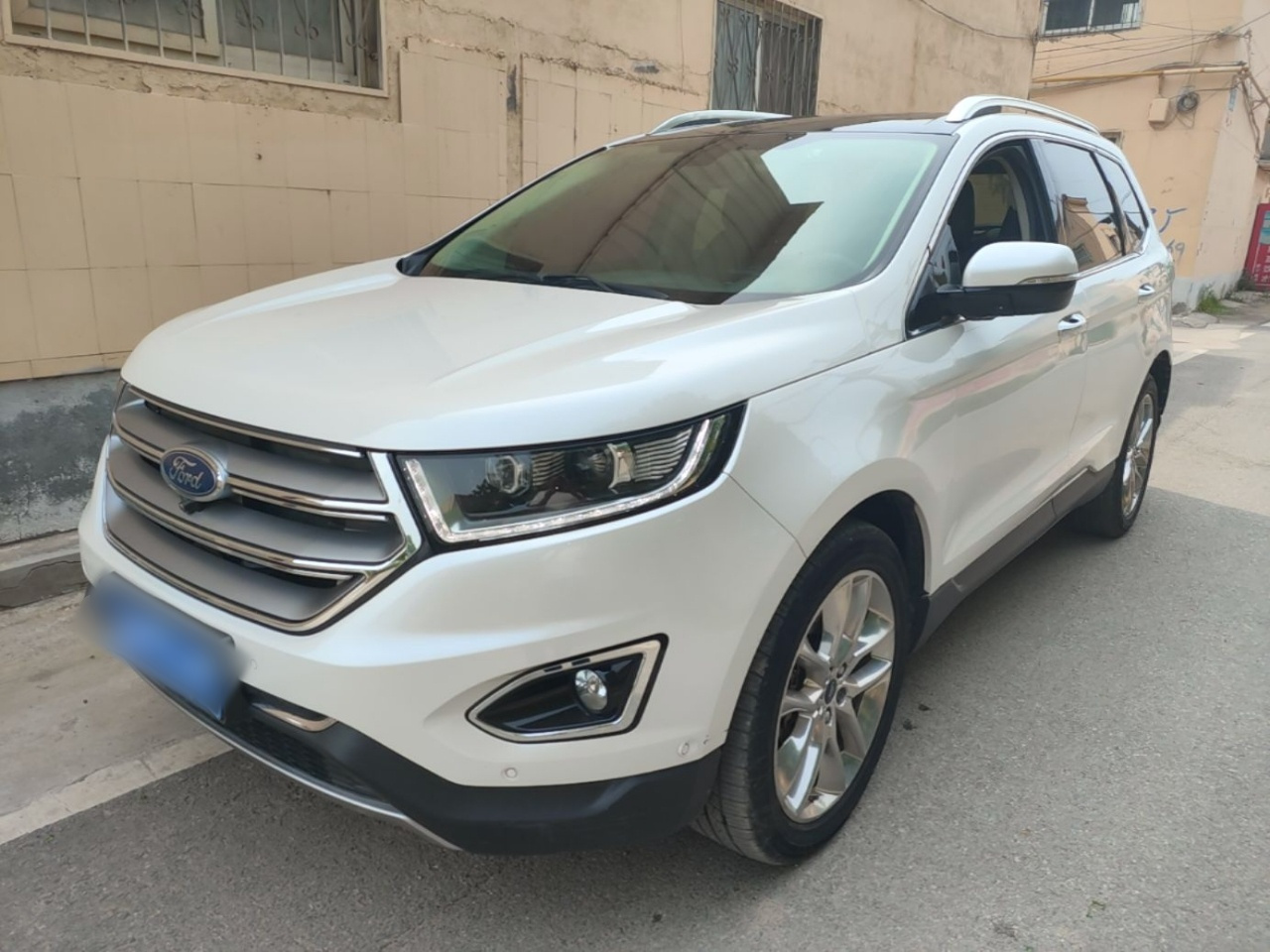 Edge 2017 EcoBoost 245 AWD Flagship 7-Seater