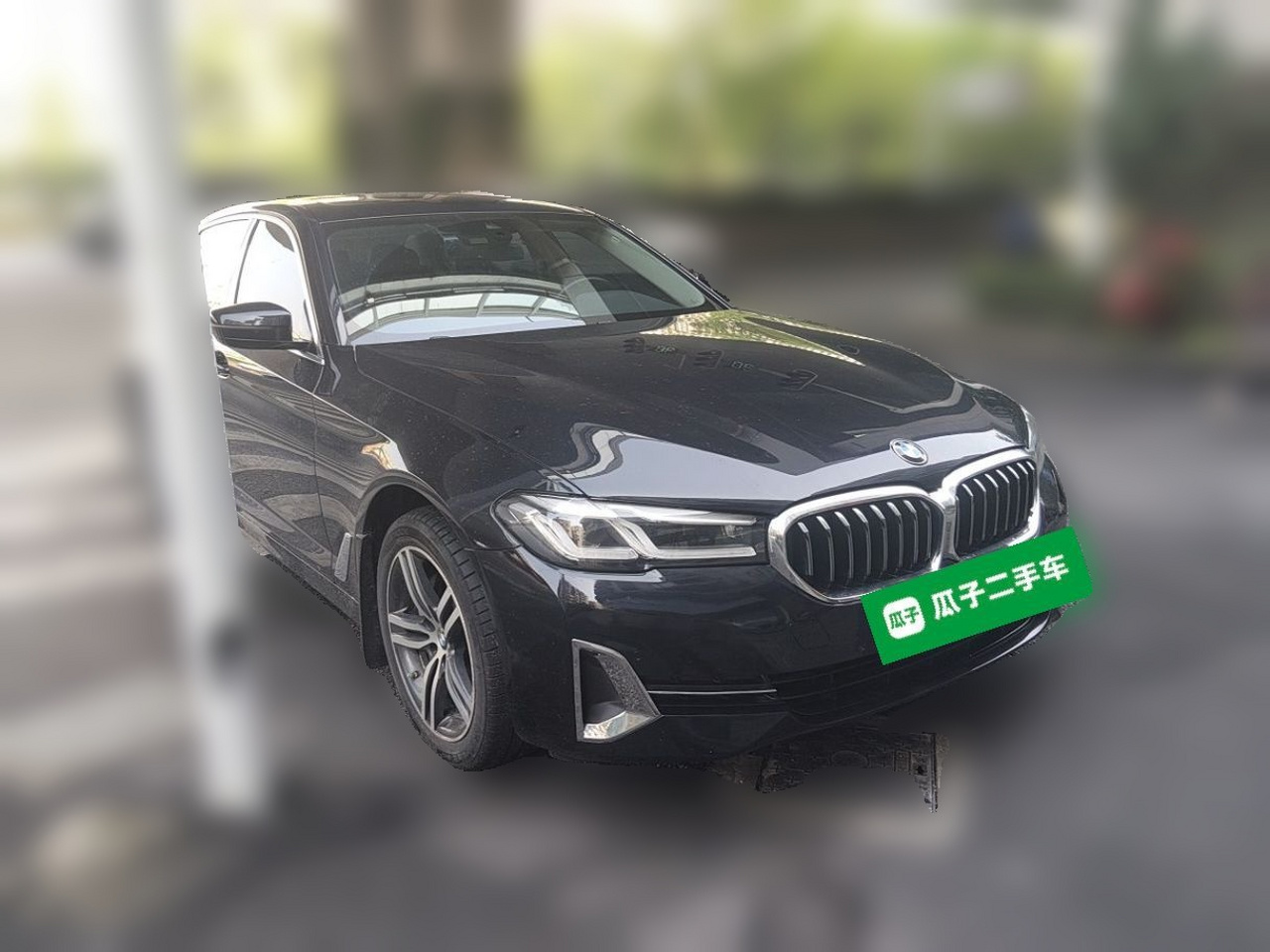 5 Series 2022 530Li Leading Luxury photo 3