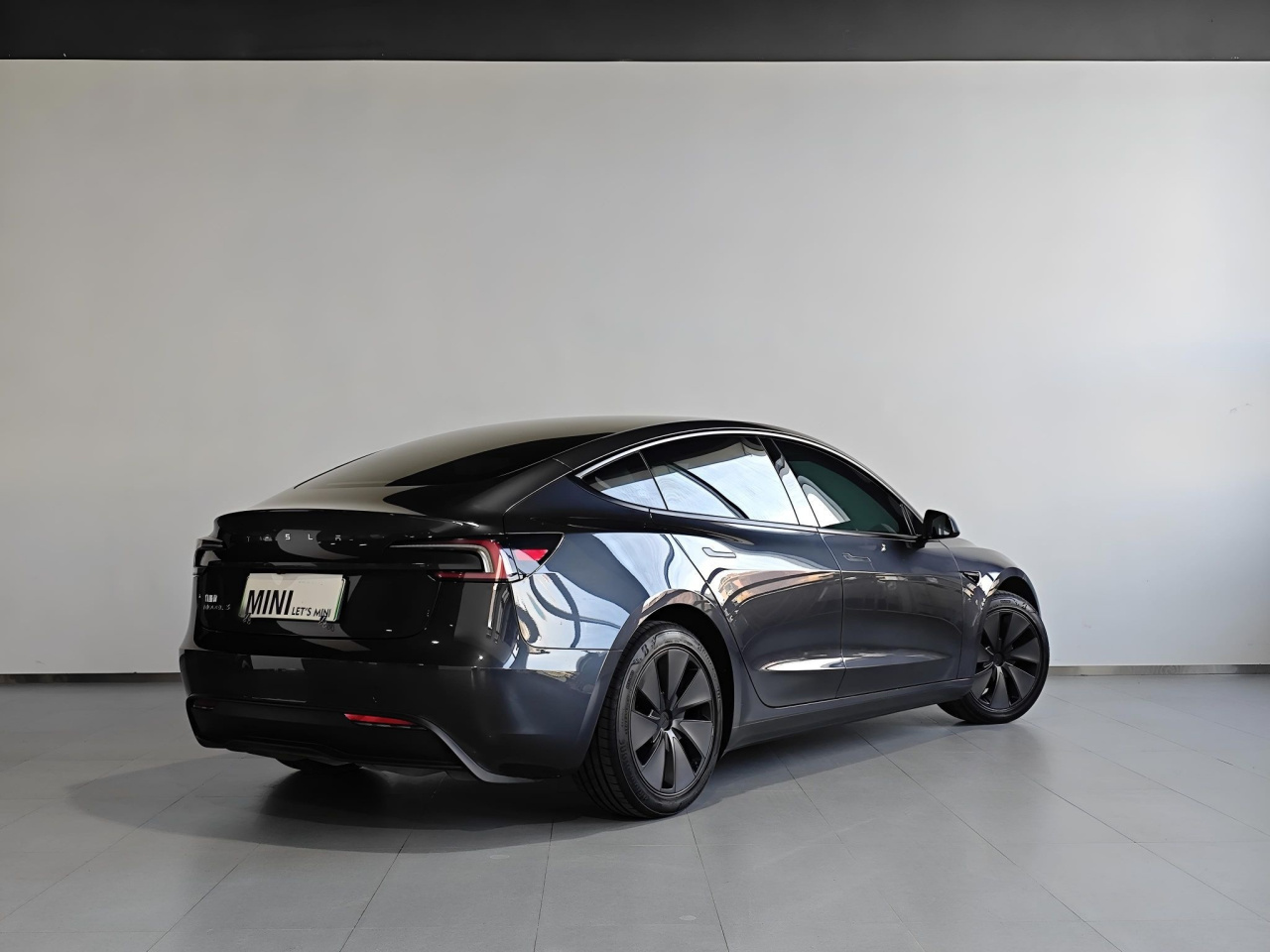 Model 3 2025 RWD photo 5