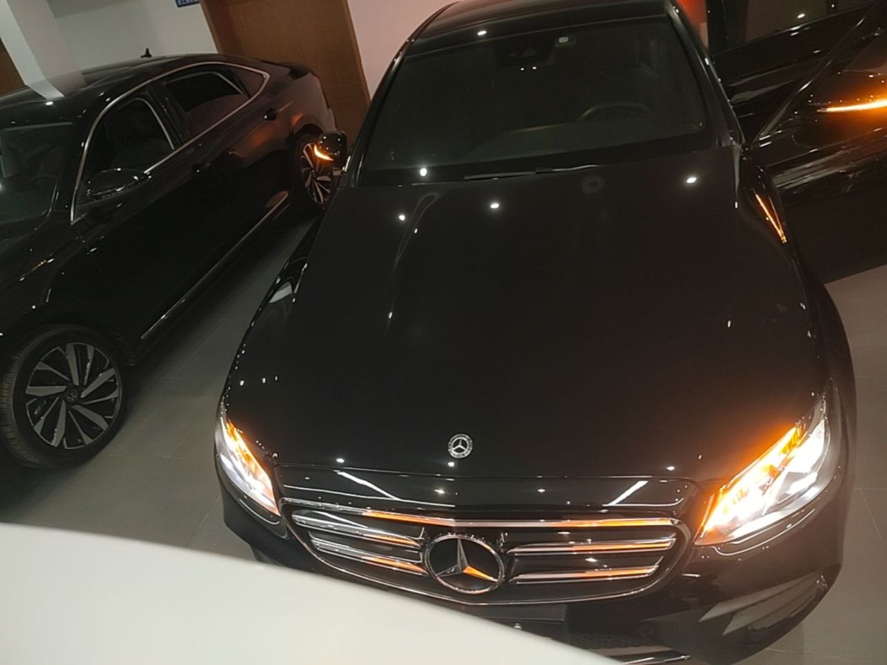 E-Class 2017 Facelift E 300 Sport photo 2