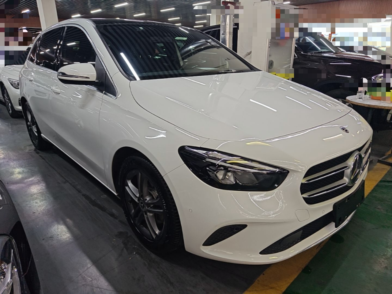 B-Class 2020 B 200 Dynamic photo 3