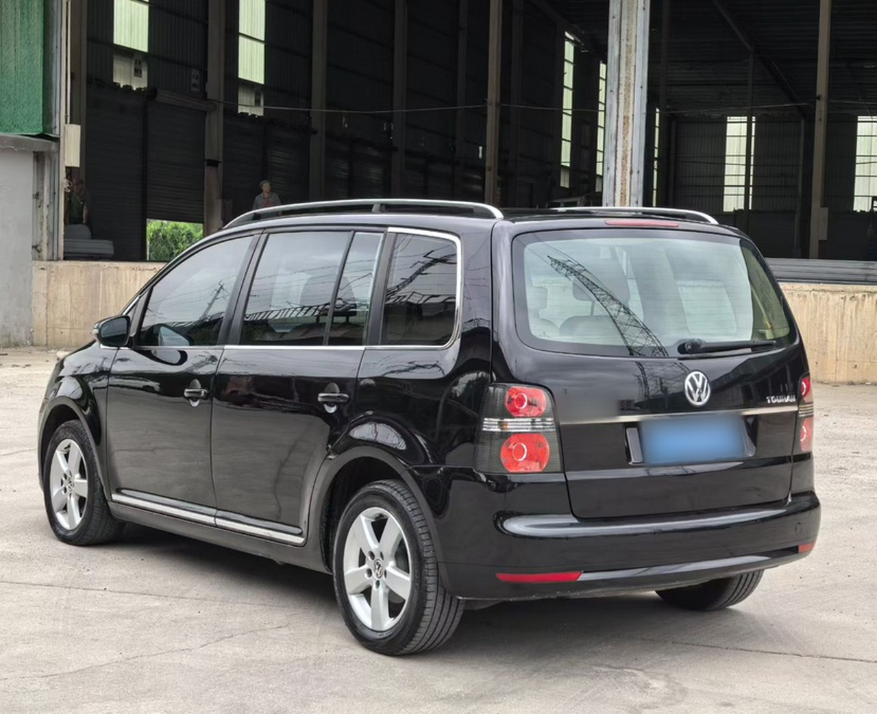 2013 1.4T MT Comfort 5-Seater photo 2