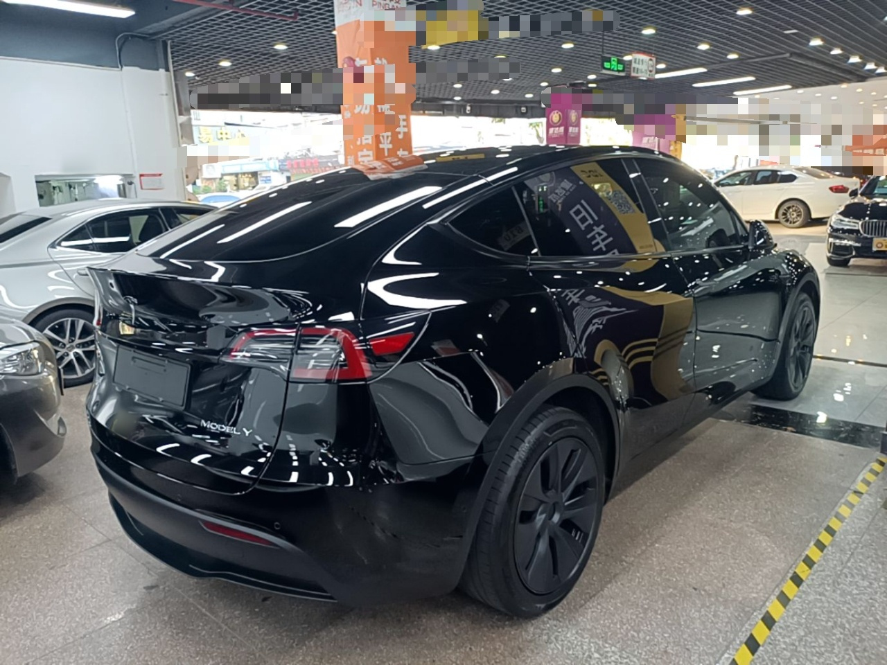 Model Y 2023 Long Range AWD photo 4