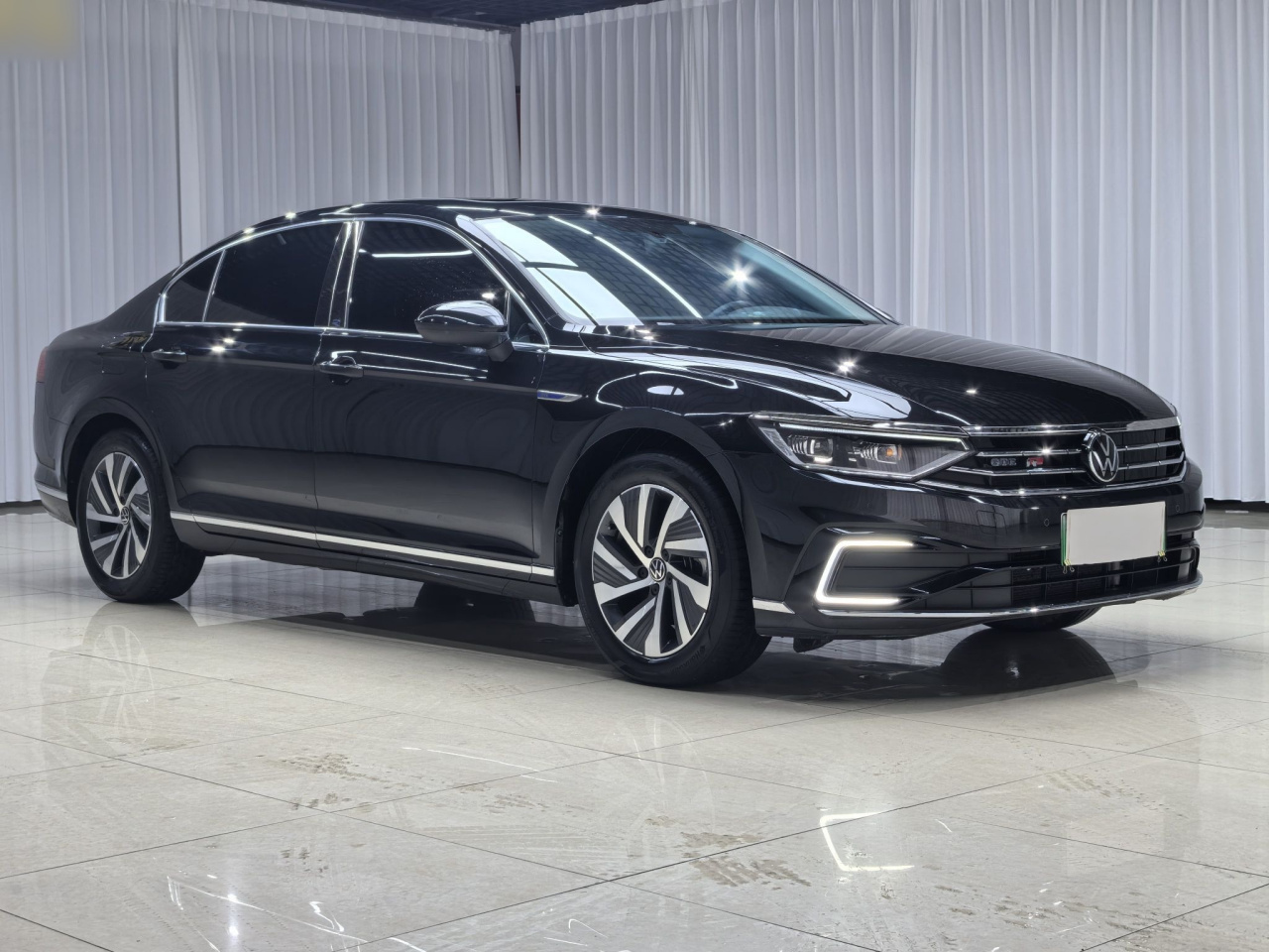 Magotan GTE PHEV 2022 GTE Luxury photo 3