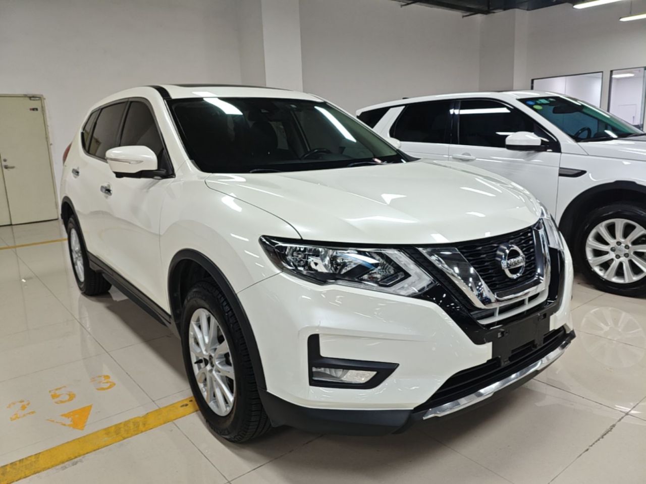 X-Trail 2020 2.0L XL ITS CVT 2WD Connected Comfort photo 3