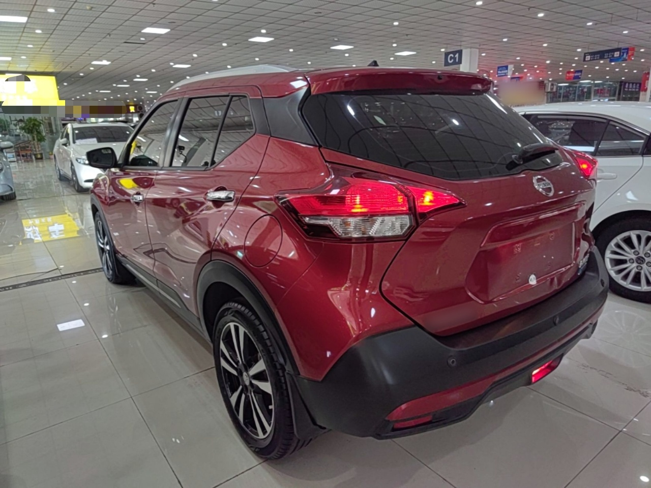 2018 1.5L CVT Connected Luxury photo 4