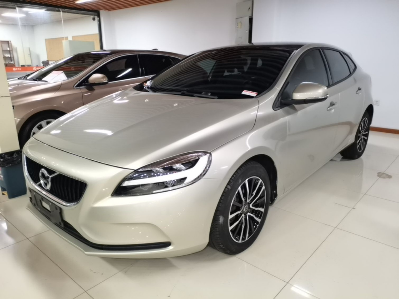 V40 2017 T3