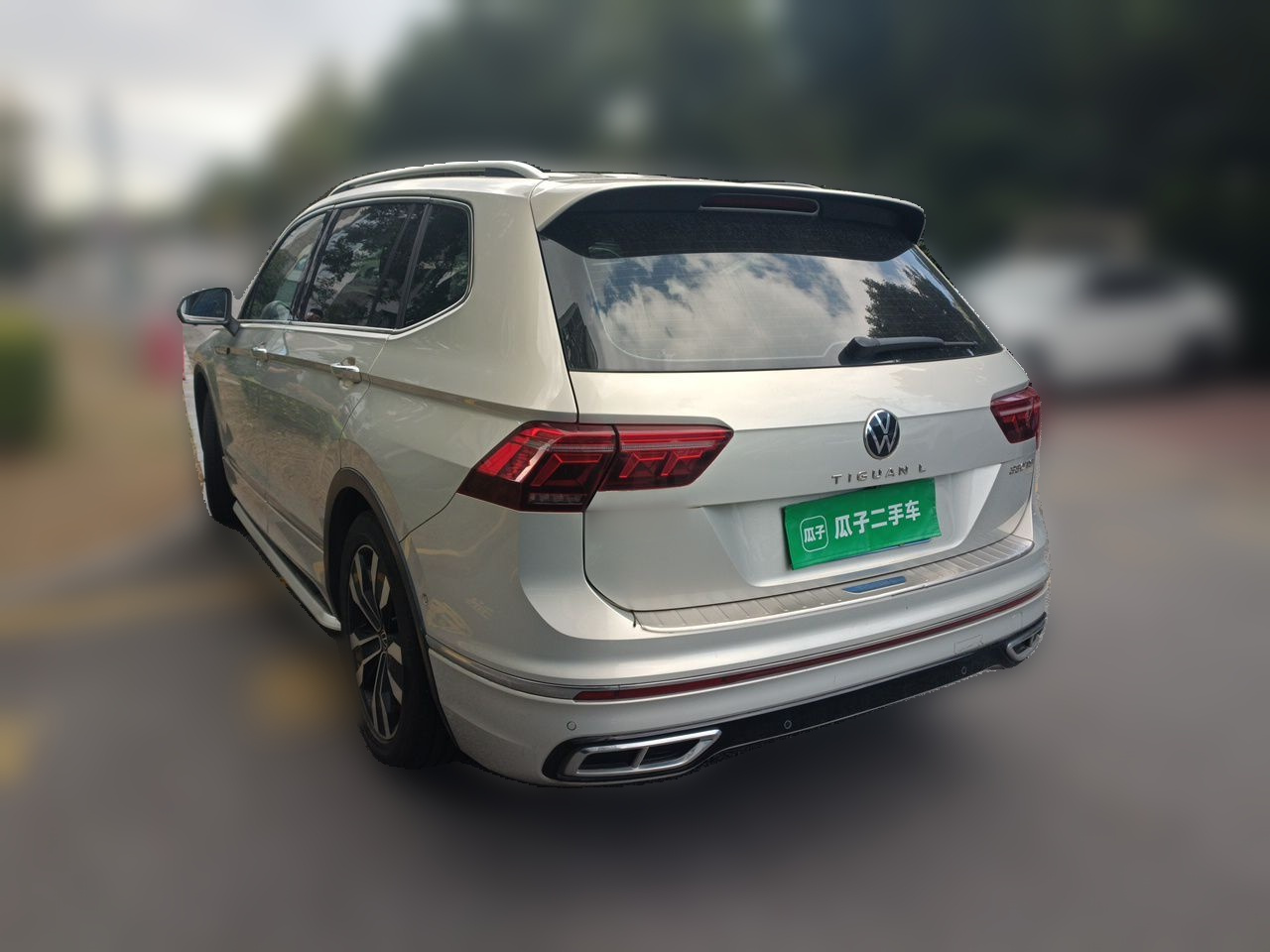 Tiguan L 2022 330TSI AT RWD R-Line photo 4