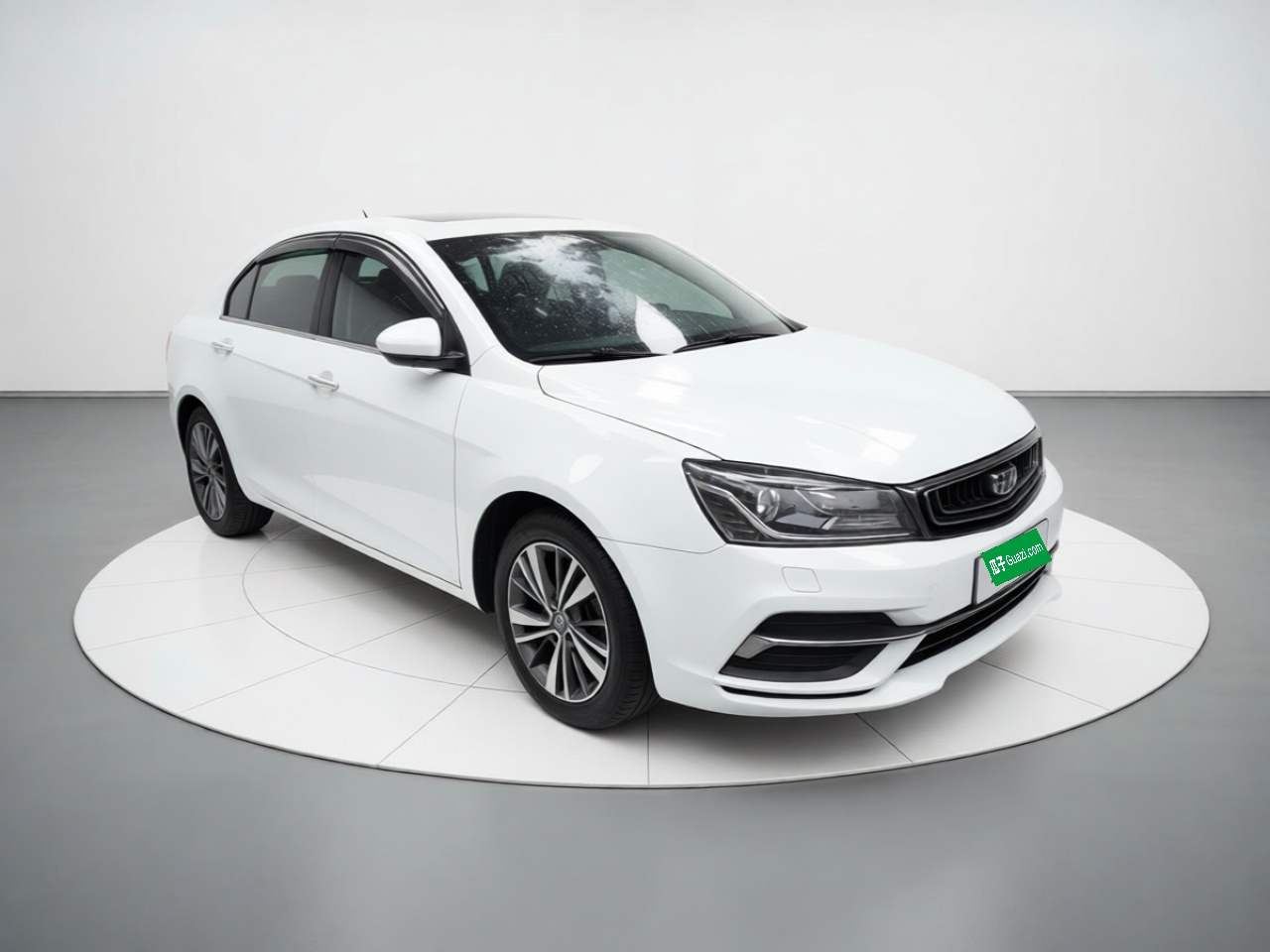 Emgrand 2018 1.5L MT photo 3