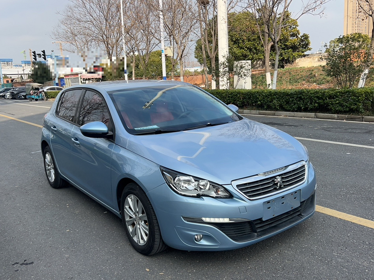 308S 2015 1.2T AT photo 2