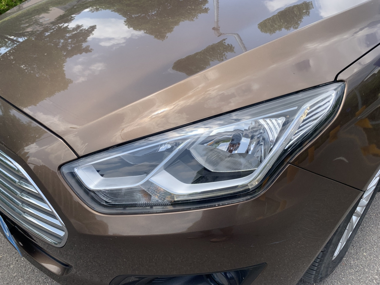 Escort 2015 1.5L AT Comfort photo 2