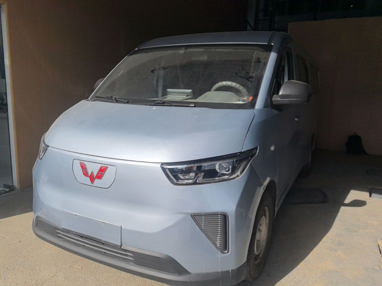 Wuling 2024 300km Comfort Bus 75kW