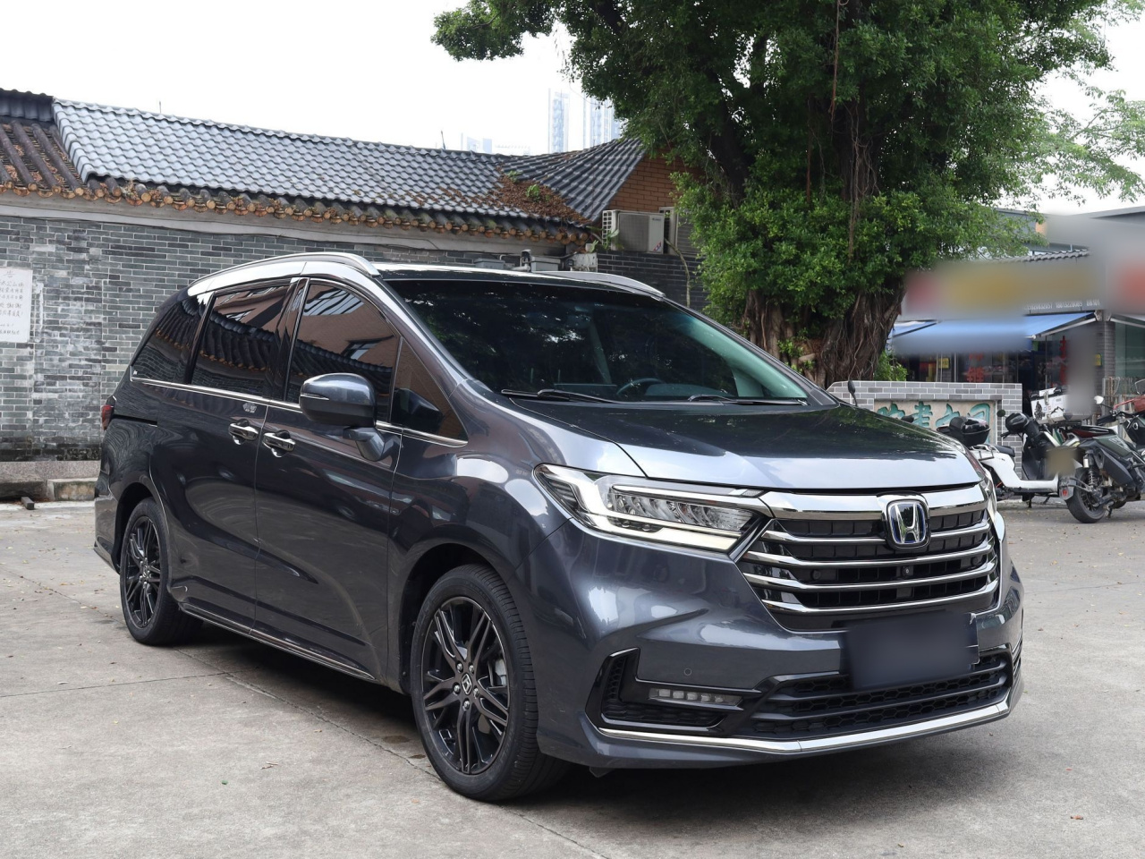 Odyssey 2022 2.0L e:HEV Supreme photo 3