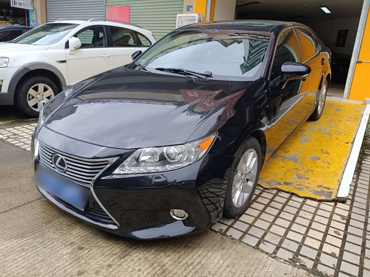 ES 2014 300h Elite