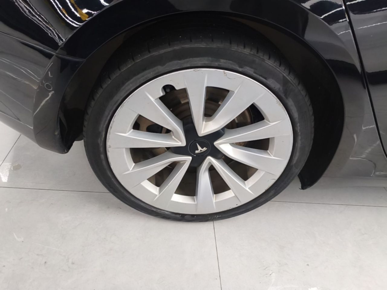 Model 3 2021 Standard Range RWD Upgraded photo 3