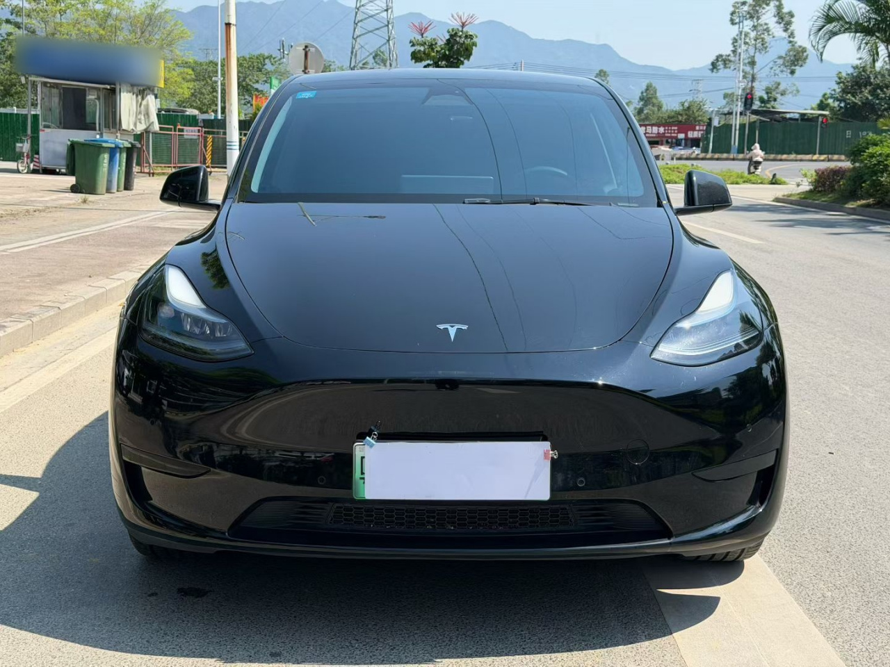 Model Y 2022 Facelift RWD photo 2