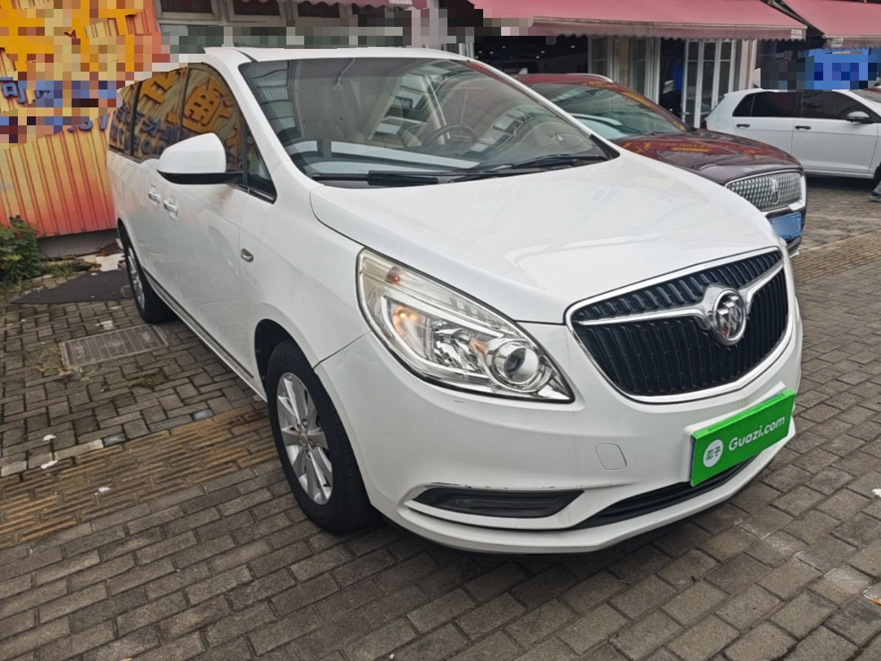 GL8 2018 28T Luxury China VI photo 3