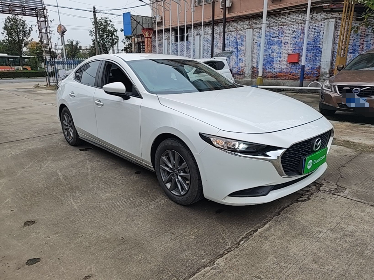 3 Axela 2023 2.0L AT photo 5