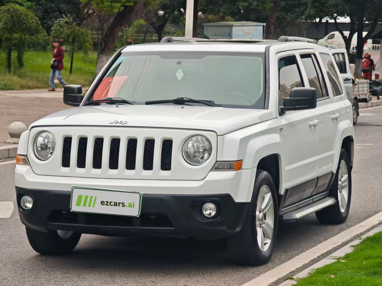2014 2.4L Luxury