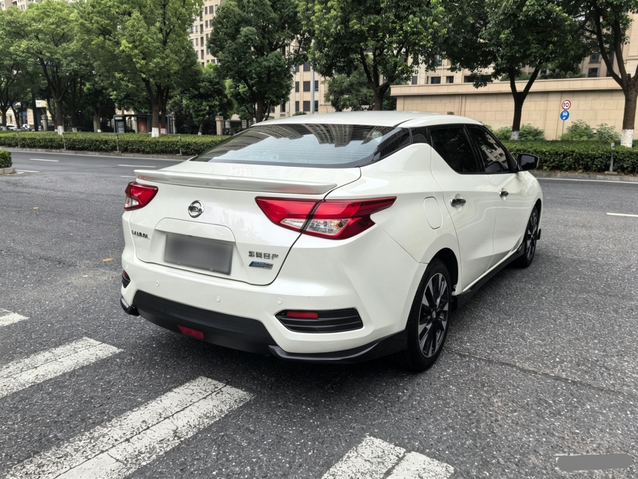 2020 1.6L CVT Connected Smart Cool photo 3