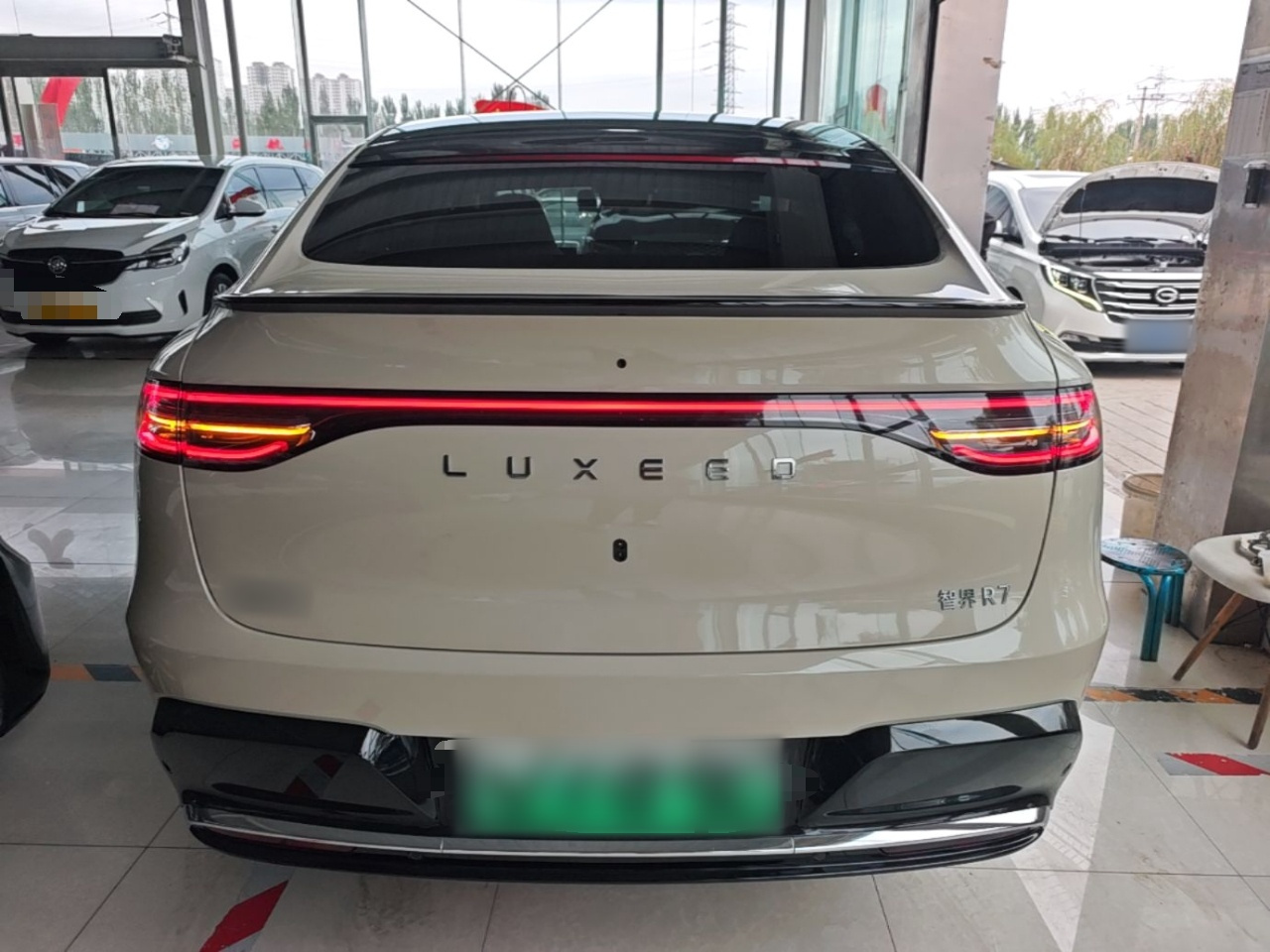 HIMA Luxeed R7 2026 EREV Max+ 192-Line LiDAR photo 5