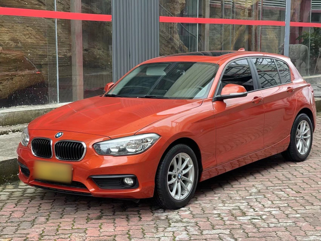 1 Series Imported 2016 118i Leading