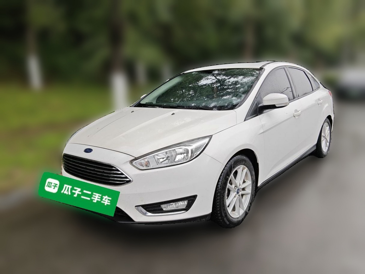 Focus 2015 Sedan 1.6L MT