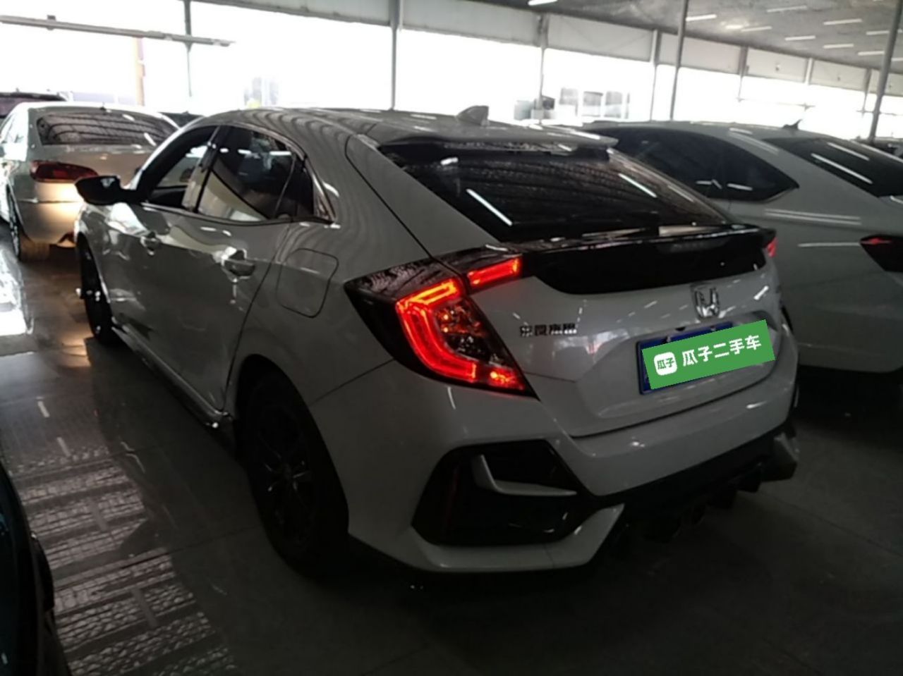 Civic 2021 HATCHBACK 220TURBO CVT photo 4